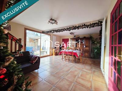 Maison - 175 m² - 10 pièces