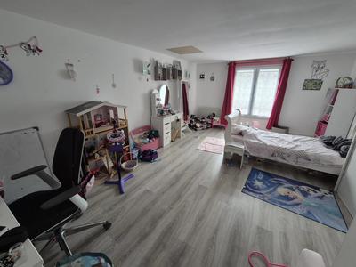 Maison de village - 137 m² - 6 pièces