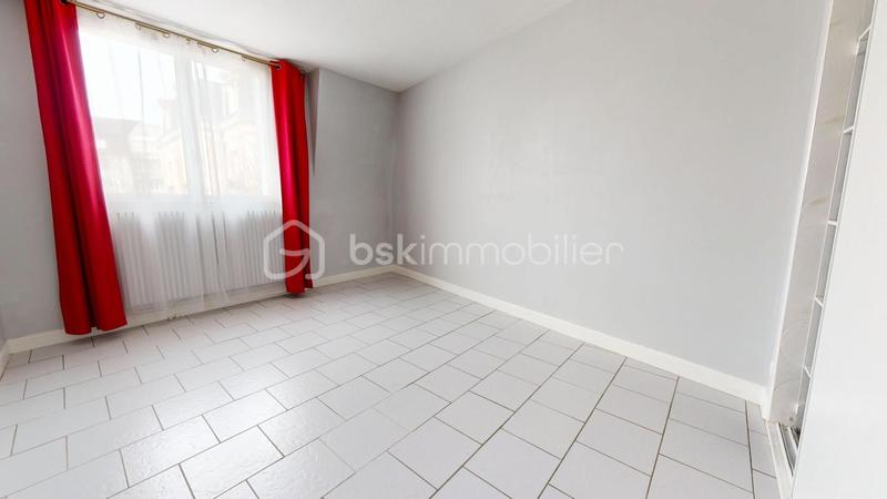 Maison - 122 m² - 6 pièces