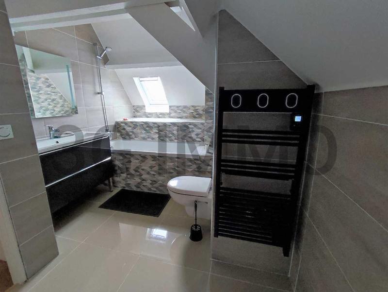 Maison - 138 m² - 7 pièces