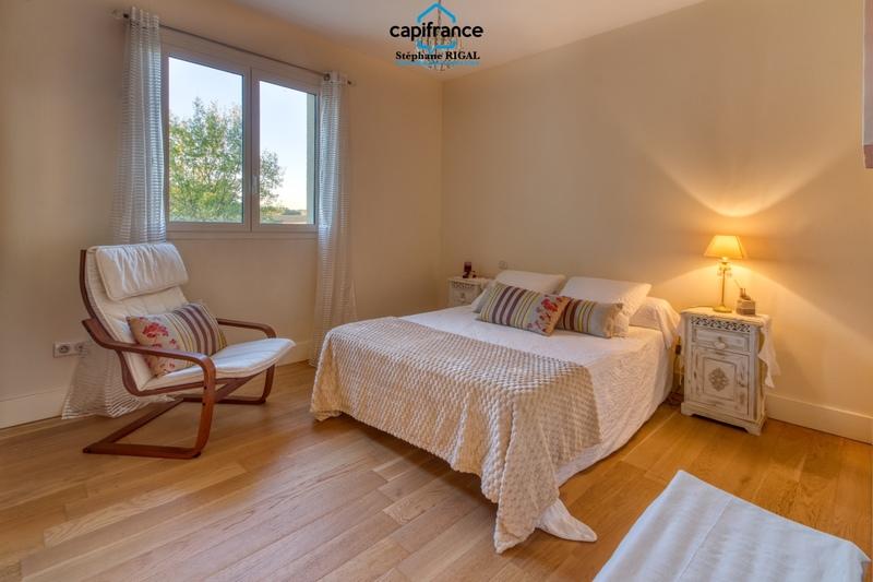 Propriété - 190 m² - 6 pièces