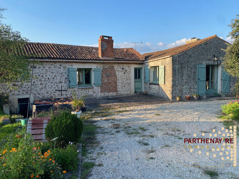 Maison ancienne - 171 m² - 5 pièces