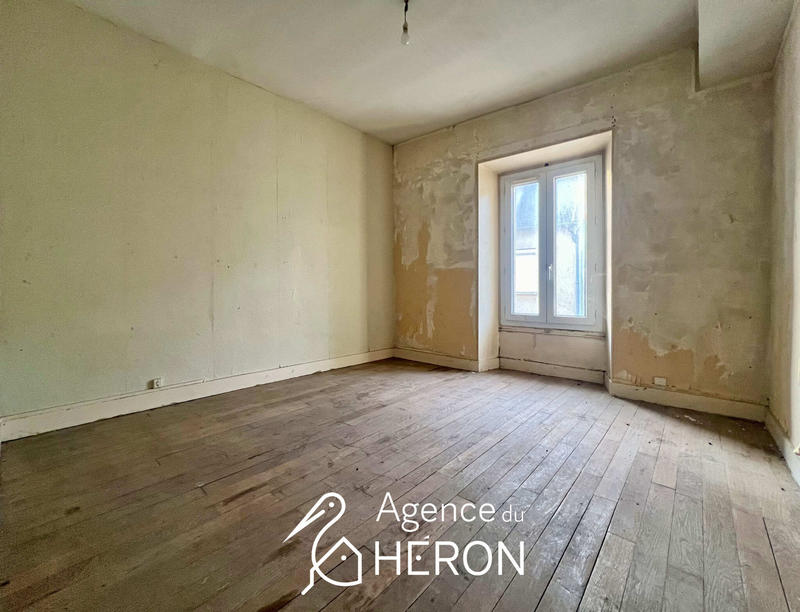 Maison - 470 m² - 19 pièces