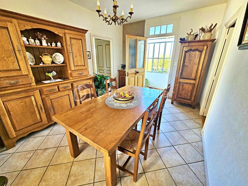 Maison - 94 m² - 5 pièces