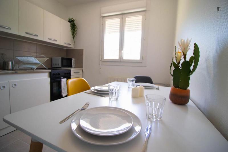 Chambre - 13 m² - 4 pièces