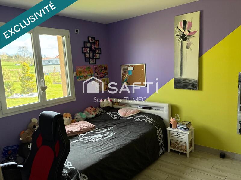 Maison - 177 m² - 6 pièces