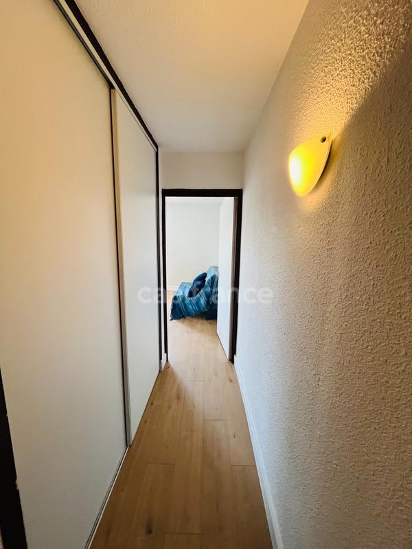 Studio - 27 m² - 1 pièce