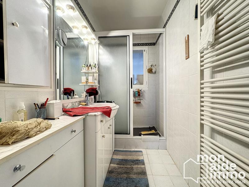 Maison - 160 m² - 10 pièces