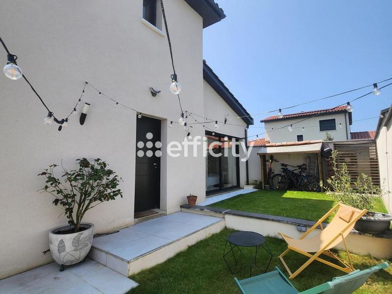 Maison - 115 m² - 5 pièces