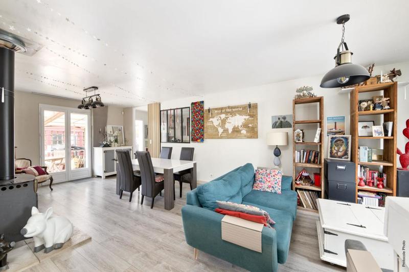 Maison - 90 m² - 4 pièces