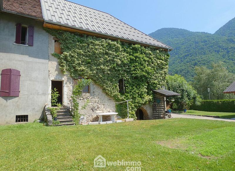 Maison - 88 m² - 4 pièces