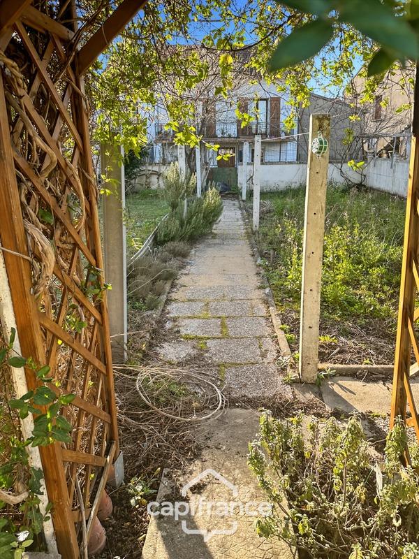 Maison - 187 m² - 8 pièces