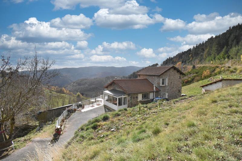 Maison en pierre - 86 m² - 5 pièces