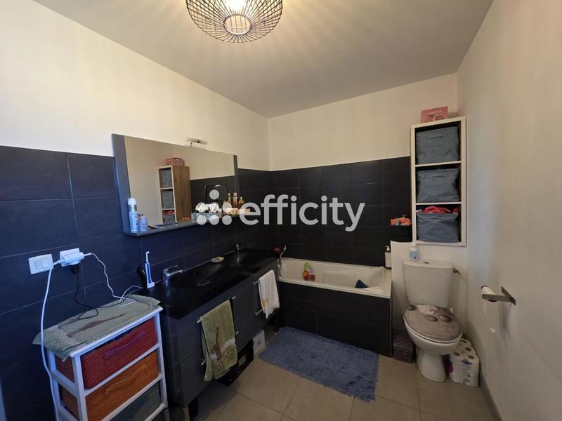 Appartement - 96 m² - 4 pièces