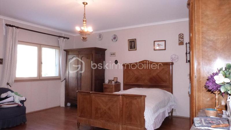 Maison en pierre - 261 m² - 8 pièces