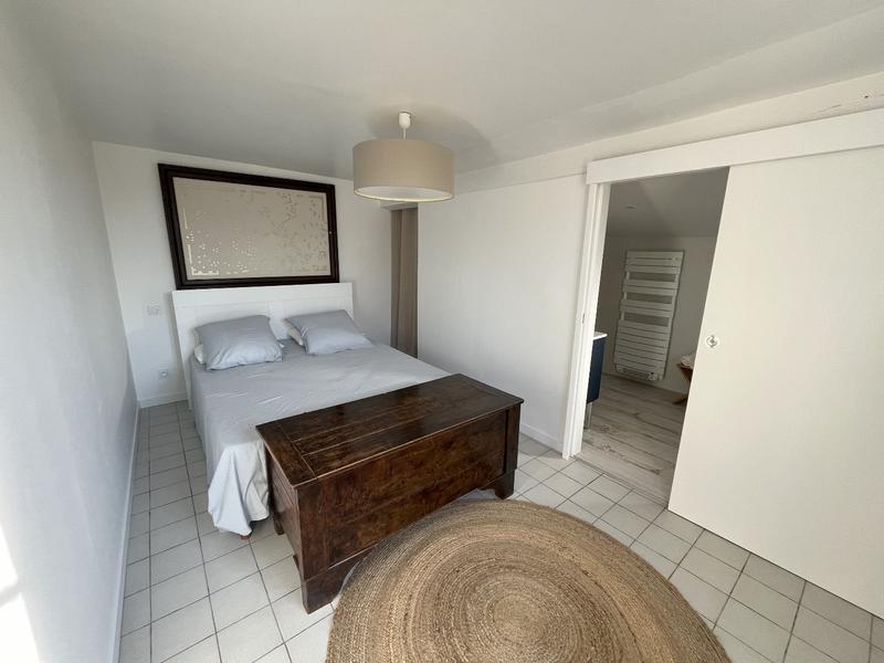 Maison - 270 m² - 10 pièces