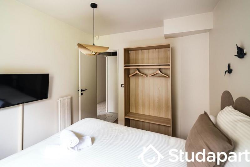 Chambre - 9 m² - 1 pièce