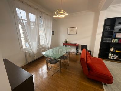 Appartement bourgeois - 83 m² - 4 pièces