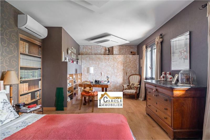 Maison traditionnelle - 178 m² - 3 pièces