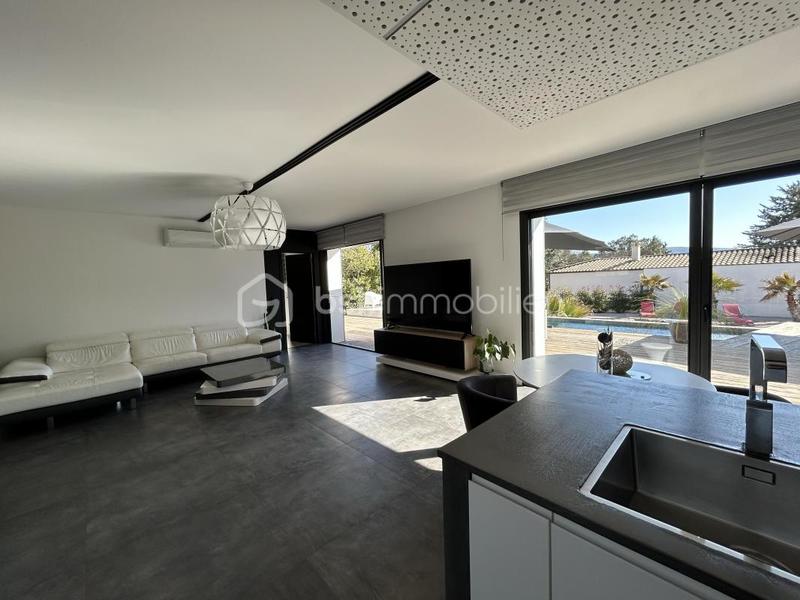 Maison - 145 m² - 5 pièces