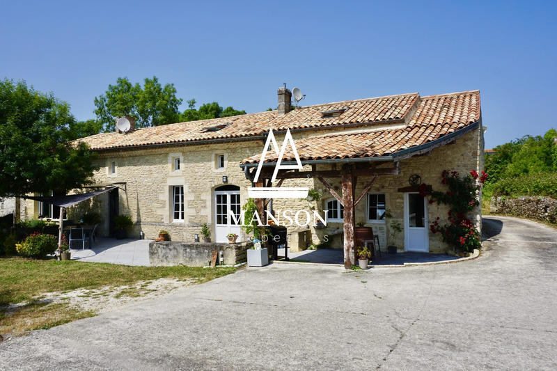 Maison ancienne - 298 m² - 12 pièces