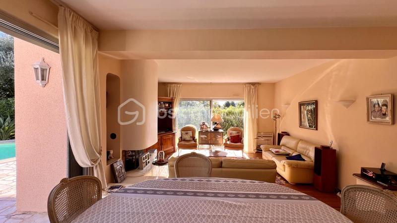 Villa - 150 m² - 6 pièces