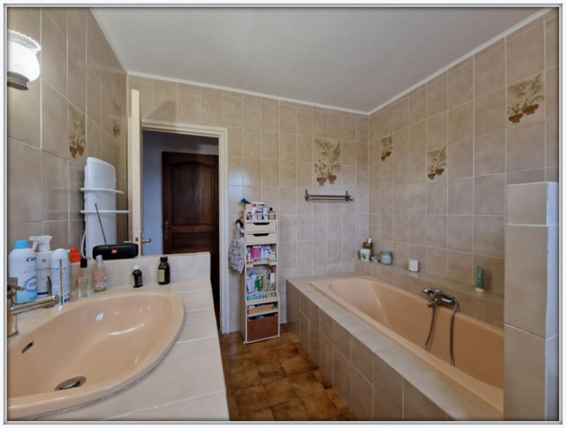 Maison - 110 m² - 6 pièces