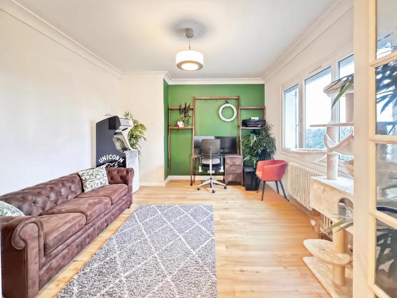 Demeure - 309 m² - 10 pièces