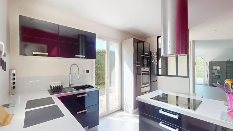 Villa - 145 m² - 6 pièces