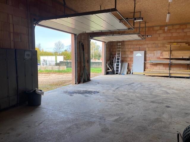 Entrepôt - 340 m² - 2 pièces