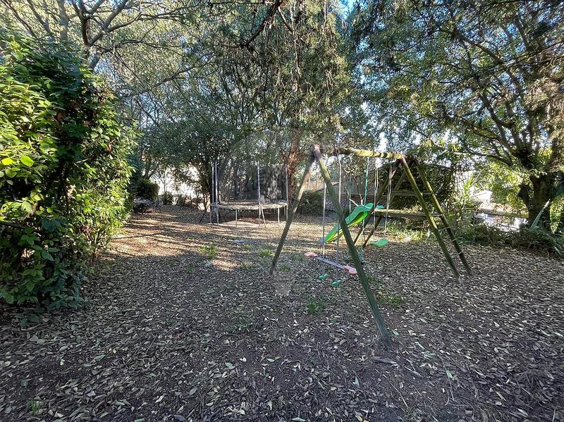 Maison - 174 m² - 10 pièces