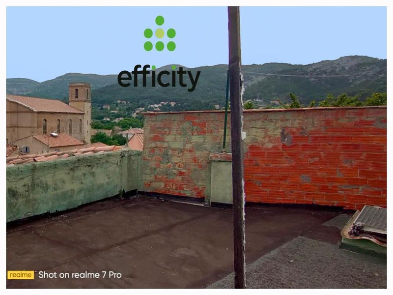 Maison - 93 m² - 4 pièces