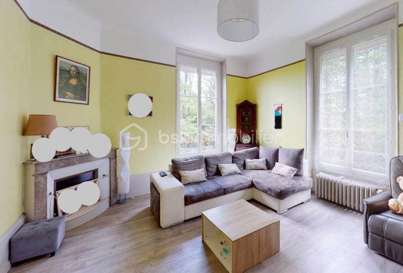 Maison - 150 m² - 8 pièces