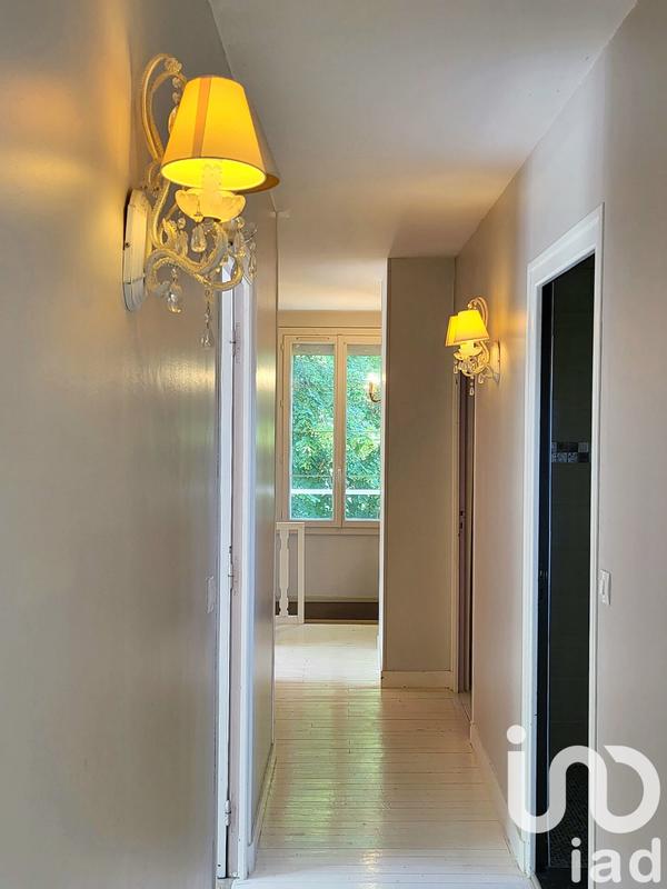 Maison - 181 m² - 7 pièces