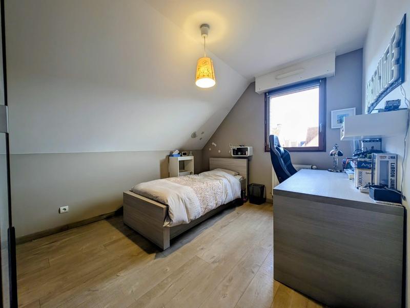 Maison - 145 m² - 5 pièces