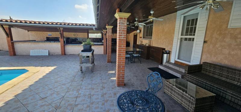 Maison - 400 m² - 10 pièces