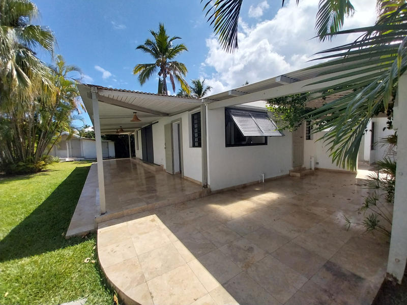 Villa - 185 m² - 6 pièces