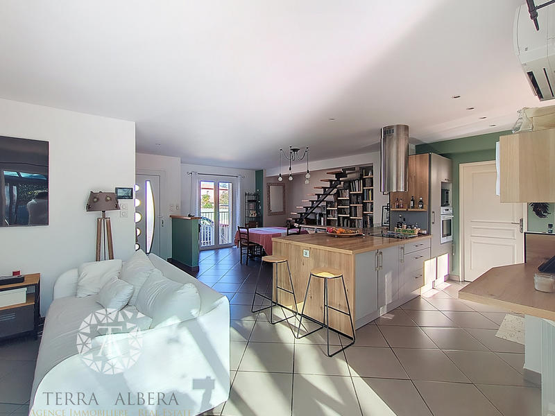 Villa - 131 m² - 5 pièces