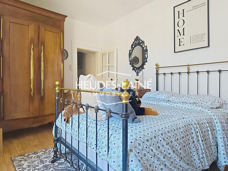 Maison - 166 m² - 7 pièces