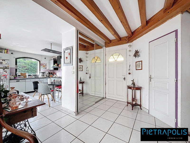 Maison - 143 m² - 7 pièces