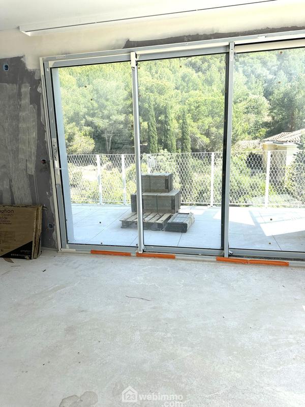 Appartement - 140 m² - 5 pièces