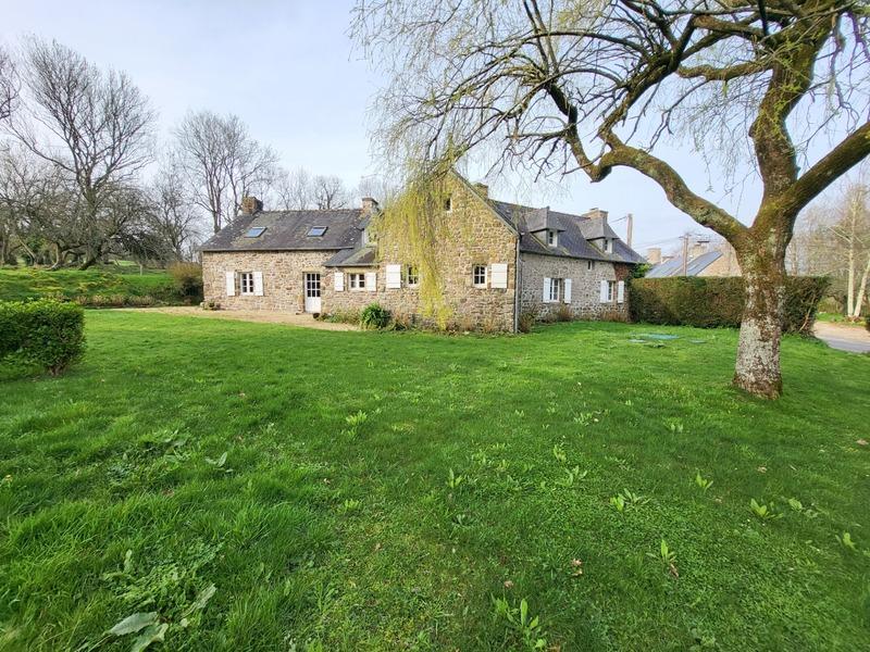 Maison - 170 m² - 12 pièces