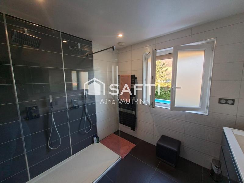 Maison - 178 m² - 8 pièces