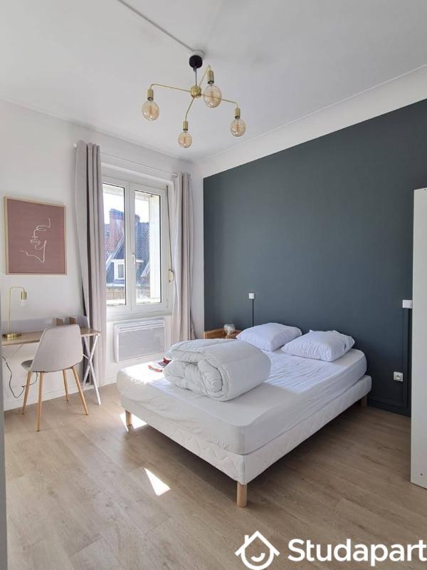 Chambre - 11 m² - 1 pièce