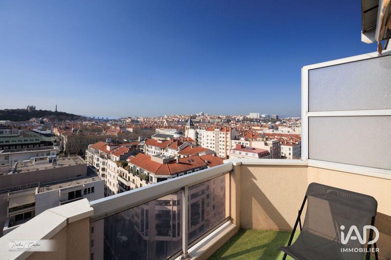 Appartement - 85 m² - 3 pièces