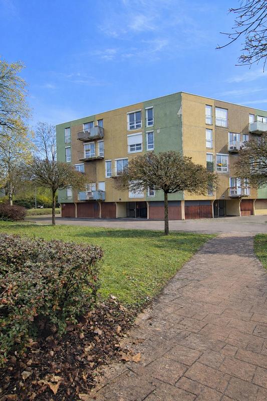 Appartement - 75 m² - 4 pièces