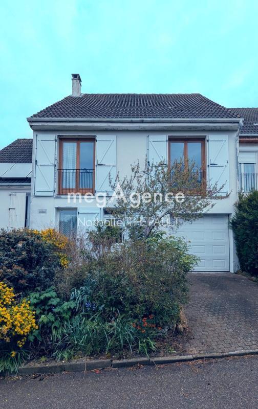 Maison - 104 m² - 5 pièces