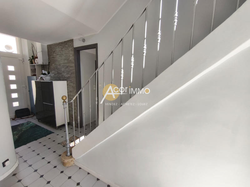 Maison - 140 m² - 7 pièces