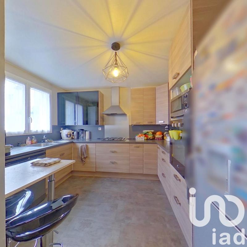 Maison - 83 m² - 5 pièces