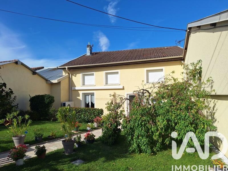 Maison de village - 236 m² - 9 pièces